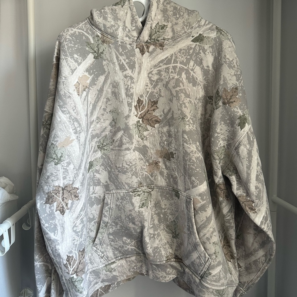 Abercrombie & Fitch Soft Essentials Camo Hoodie